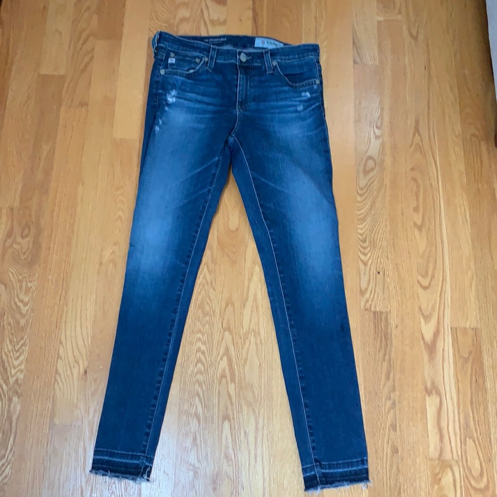 AG Capri  ankle jean 28 R I wear as Capri